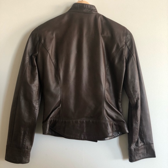 Fitted leather jacket - Picture 2 of 5